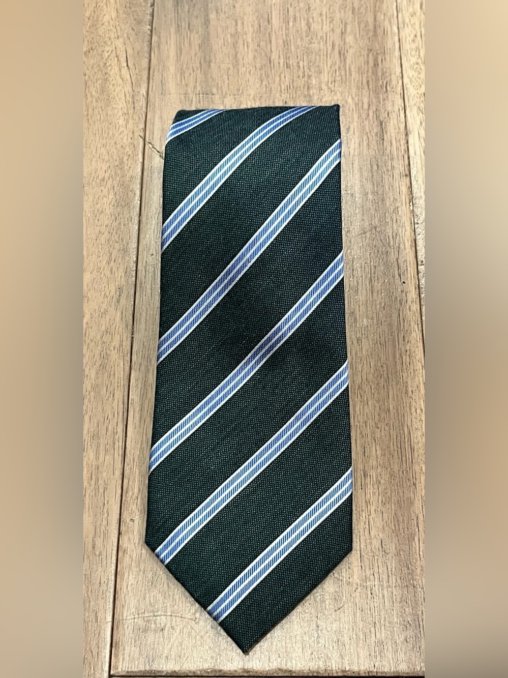 Men's Striped Silk Tie - Classic Business Style